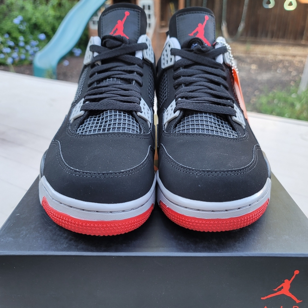Jordan 4 Breds - Picture 3 of 8